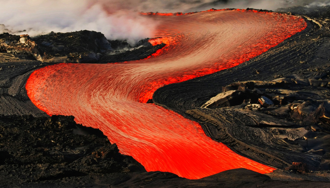 Featured Image - Top 10 Most Dangerous Active Volcanoes in the World 2
