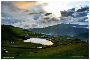 01. Bedni Kund - A Himalayan Alpine meadow - India Images
