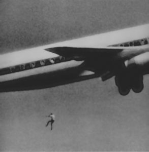 07. Keith Sapsford falling down from the Airplane Wing - Most Disturbing Pictures