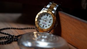 5 Best Two Tone Watches - Featured Image